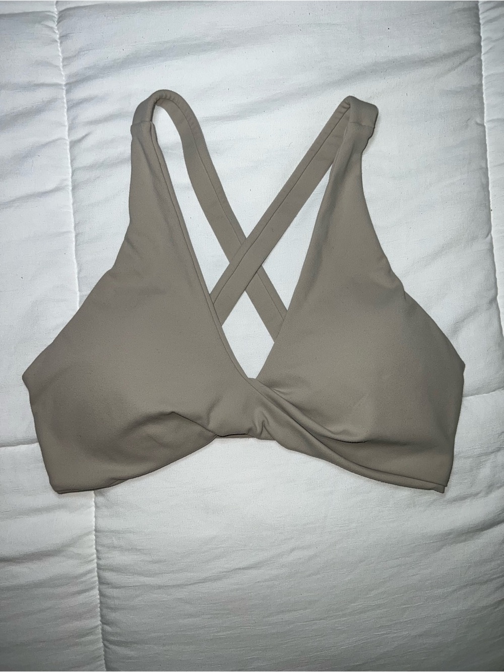 Front twist bra